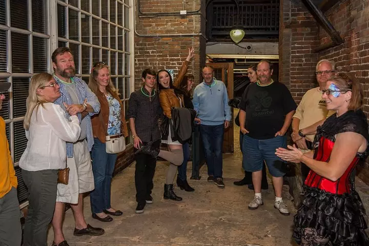 Haunted Seattle Booze and Boos Ghost Walking Tour