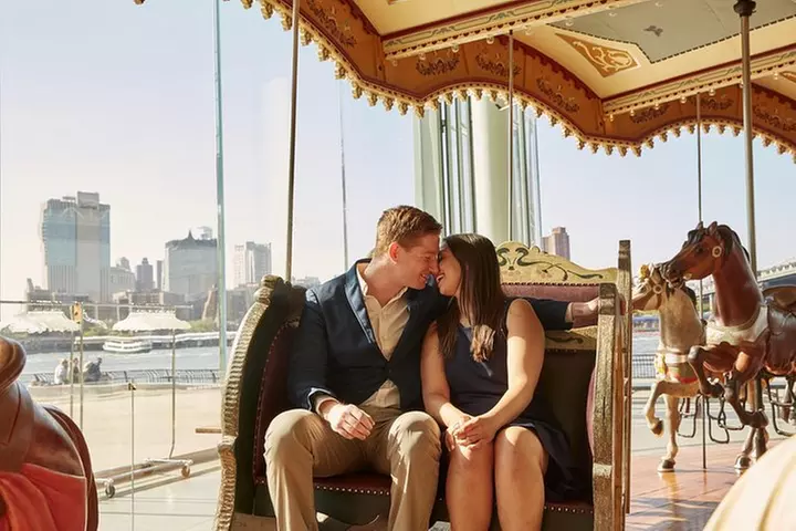 Private New York City Walking Tour with Photo Shoot