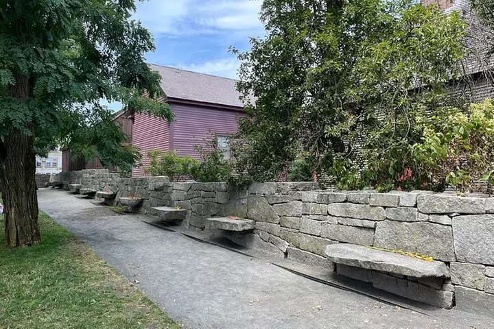 Salem Witch Trials Tour from Boston by optional Ferry or Train