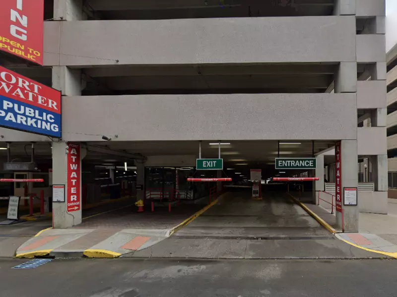 Parking at Port Atwater Garage