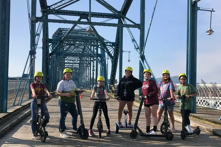 Scooter tour (a.k.a. "Little Vehicle") of Chattanooga in USA (1hr) - Primary Image