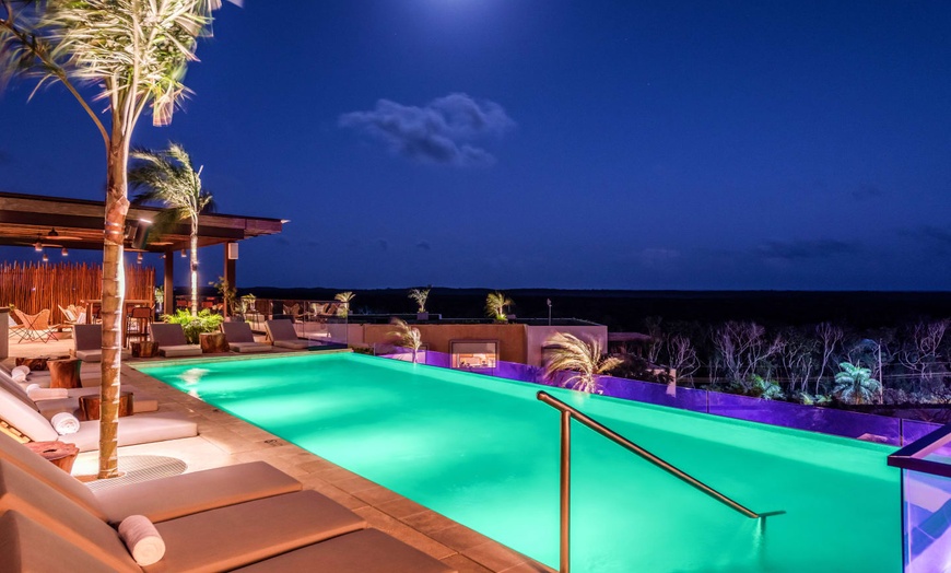 Image 3: ✈ MEXIKO | Tulum - Aloft Tulum 4*, 5 Nächte - Rooftop-Pool