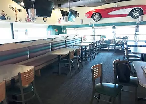 5% Cash Back at River City Diner