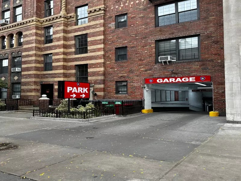 Parking at iPark - 411 W. 23rd St. Parking Corp. Garage - Primary Image