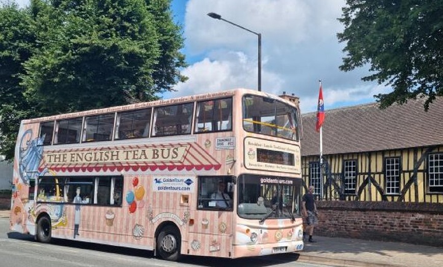 Image 9: Panoramic 1-Hour Bus Tour of York with Afternoon Tea