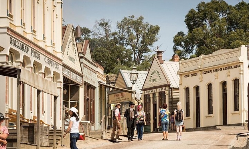 Image 2: Private Ballarat and Wildlife Tour