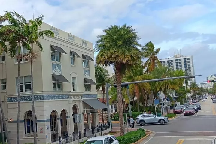 COMBO Miami City & Boat Tours ,Stops at Wynwood and Little Havana