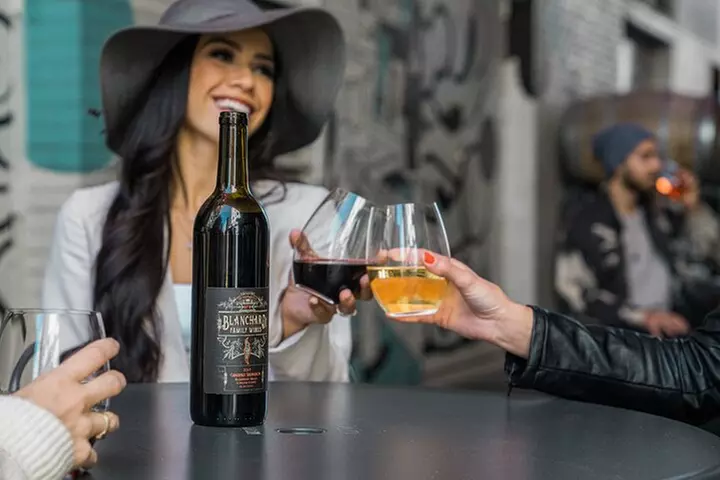 Vintner's Personalized Wine Tasting Experience