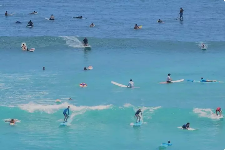 Hawaiian Surfing lessons