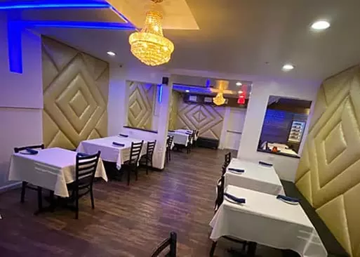 5% Cash Back at Blue Lounge & Grill