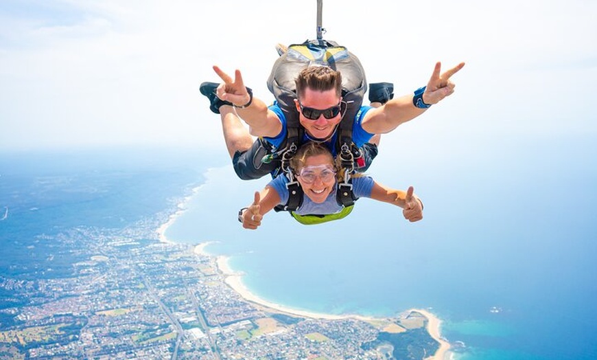 Image 10: From Sydney: Tandem Skydive Experience over Wollongong Beach