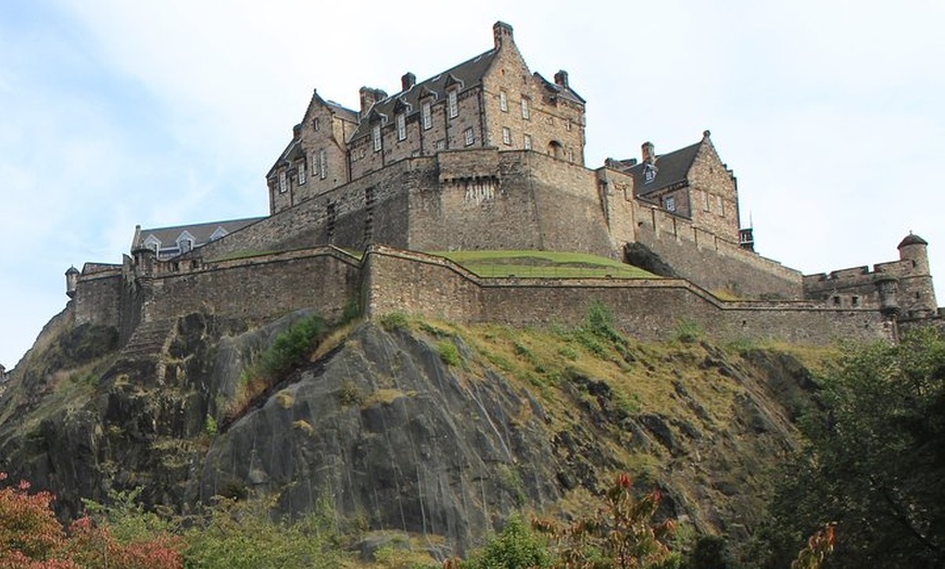 Image 3: Edinburgh Self-Guided Audio Tour - Its History and Secrets