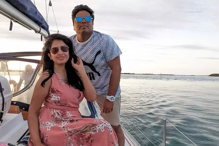 Gold Coast 2 hour Sunset Sailing Cruise with Drinks&Tasting Plate