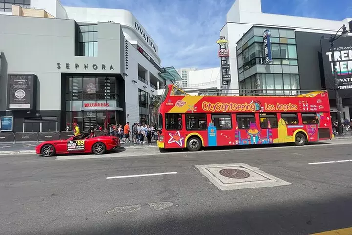 Hop-On Hop-Off Bus Tour Hollywood and Los Angeles - Second Medium