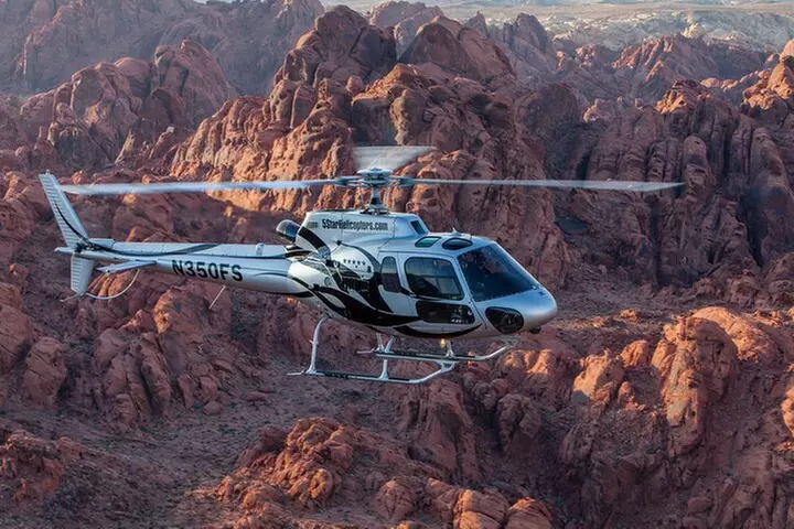 Valley of Fire Helicopter Tour and Landing with Champagne Toast