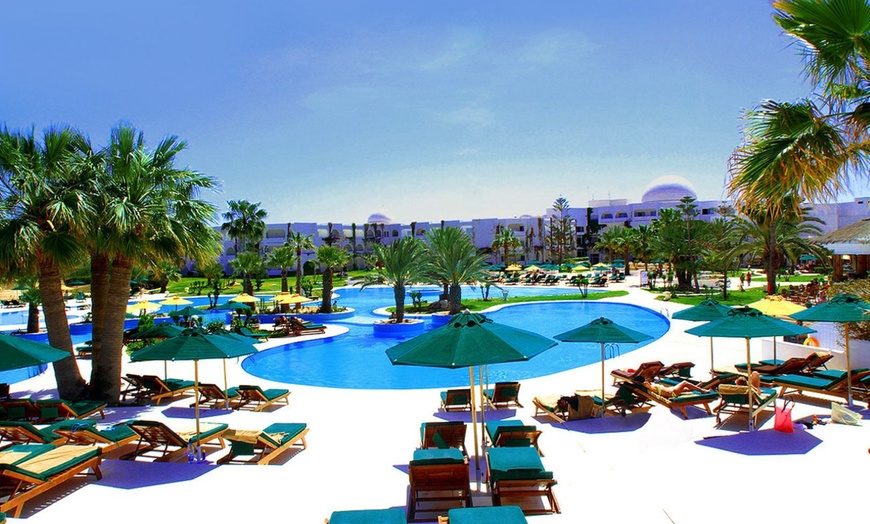 Image 16: ✈ TUNISIE | Djerba - Djerba Plaza Thalasso & Spa 4* - Piscines