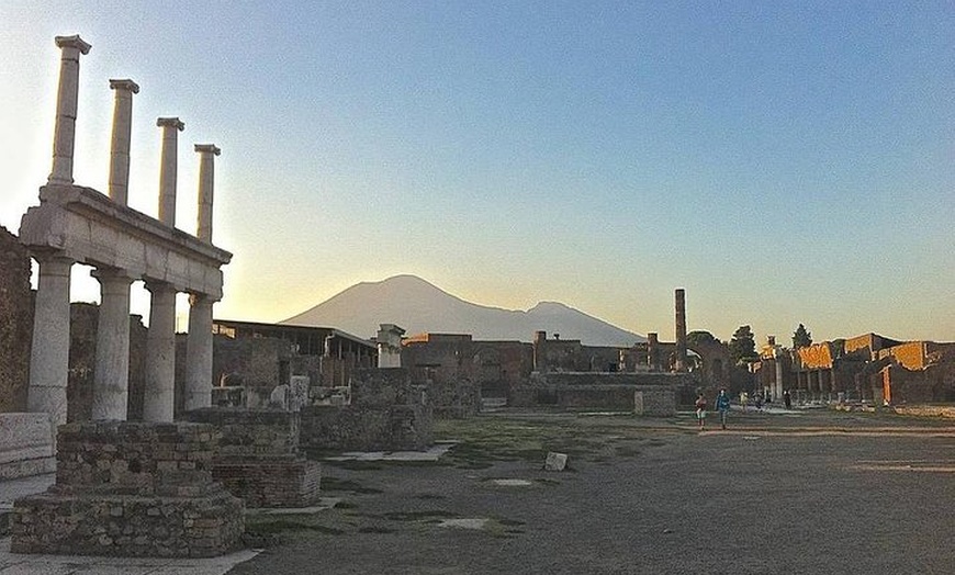 Image 5: Visita guidata di Pompei al tramonto
