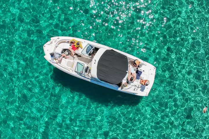 4 Hour Lake Tahoe Boat Bar Tour With Captain - Primary Image