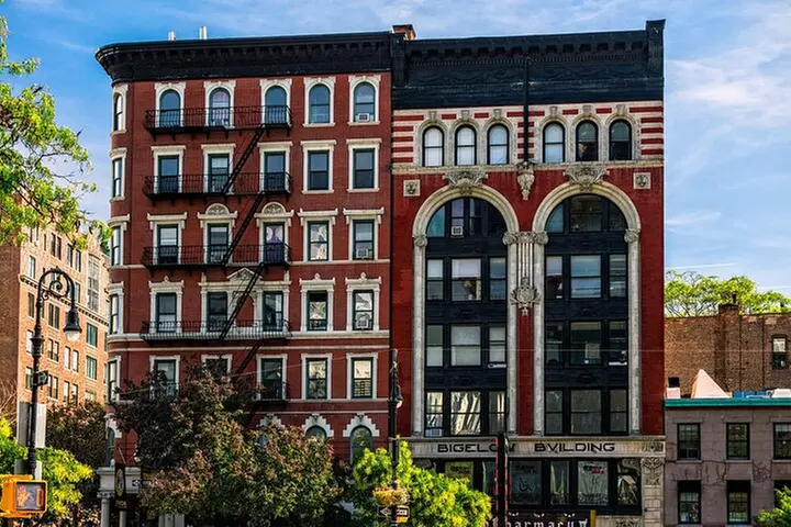 Immersive Murder Mystery in Manhattan - Scavenger Hunt Experience - Primary Image