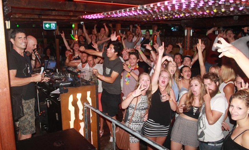 Image 7: Cairns Pub & Club Tour