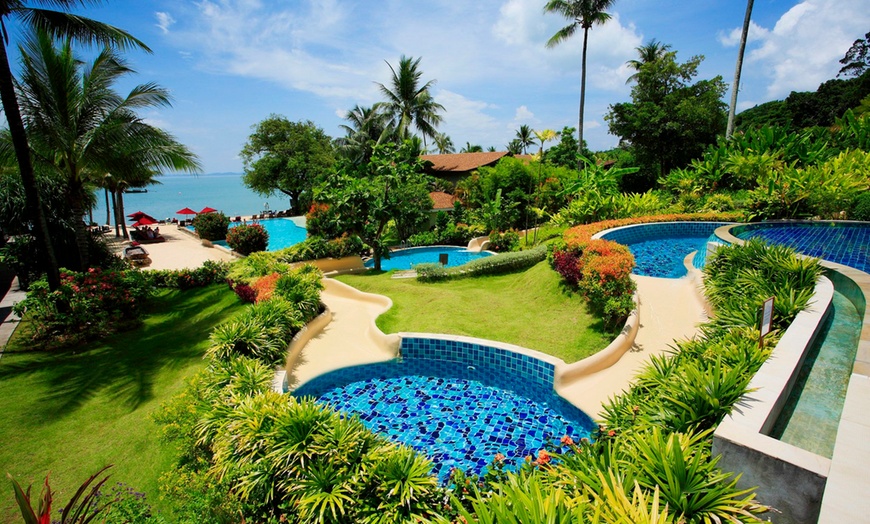 Image 3: ✈ THAÏLANDE DU SUD | Phuket - The Village Coconut Island 5* - Plage...