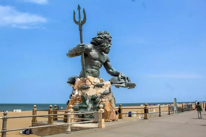 Self-Guided Scavenger Hunt: Surf, Sand and Sculptures!