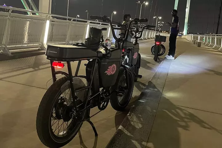 2-Hour Electric Bike Rental in Dallas