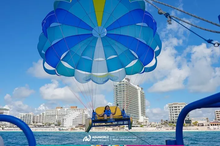 Skyrider Parasailing Tour with Panoramic View of Cancun - Primary Image