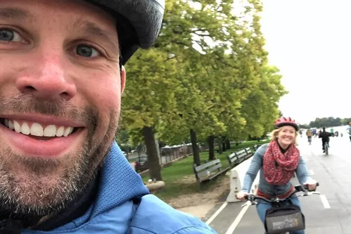 Chicago's West Side Foodie Ride Bike Tour