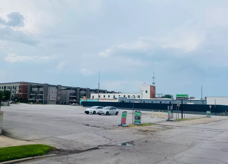 Parking at Midland Lot