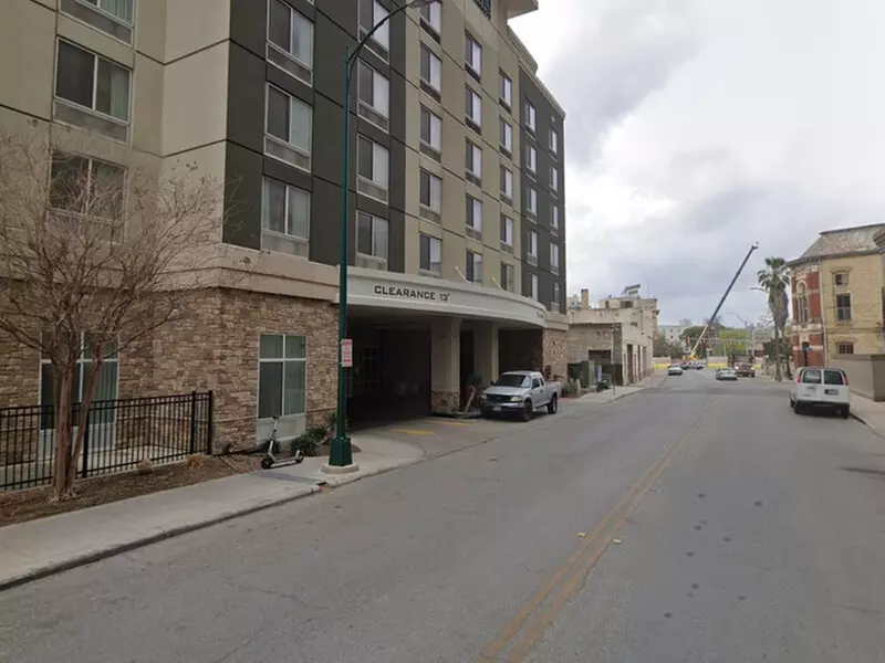 Parking at Fairfield by Marriott - Valet Kiosk