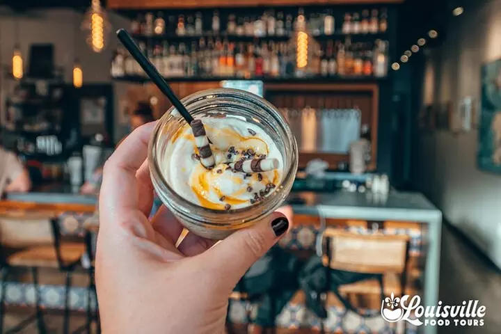 Historic Walking Tour of Victorian Louisville with Food & Bourbon