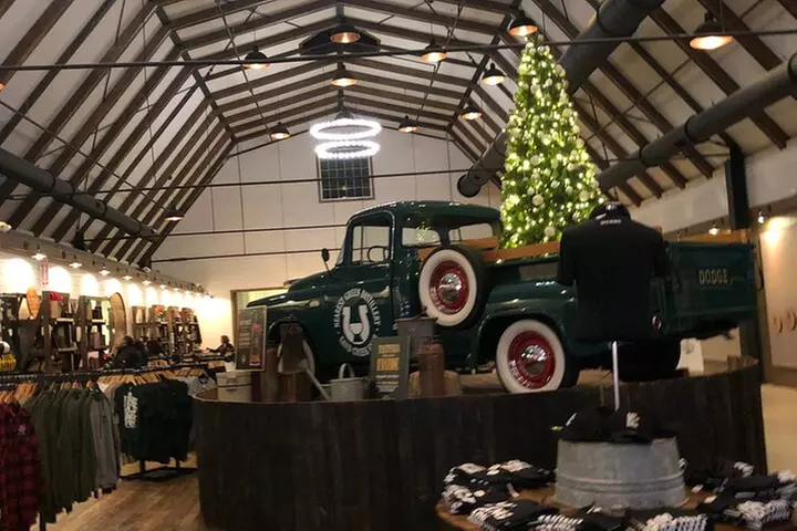 Nearest Green Distillery Tour and Tasting with Transport