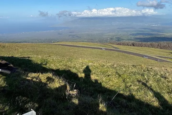 Maui Haleakala Sunrise Downhill Bike Tour with Mountain Riders Rate...