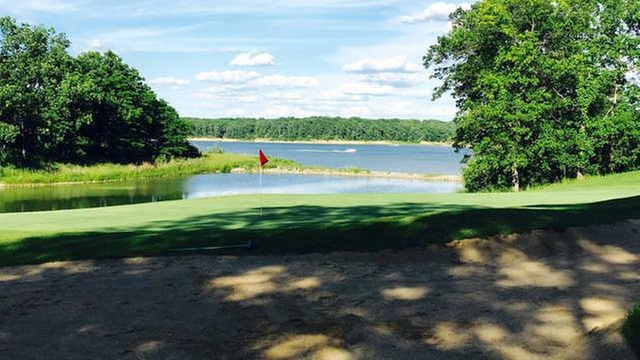 Online Booking - Round of Golf at Eagle Creek Golf Course