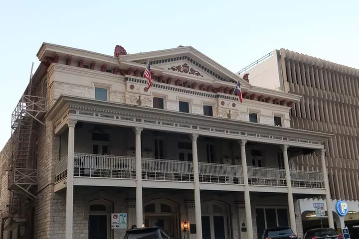Ha Ha Haunted Austin Walking Ghost Tour