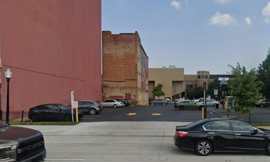 Image 2: Parking at College Lot