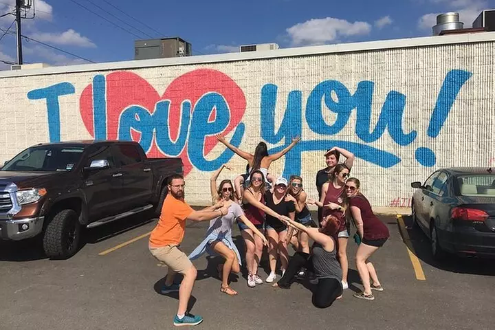 Party Bike Pub Crawl in Deep Ellum and Downtown Dallas