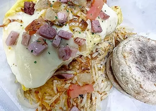 5% Cash Back at Stateside Deli & Restaurant