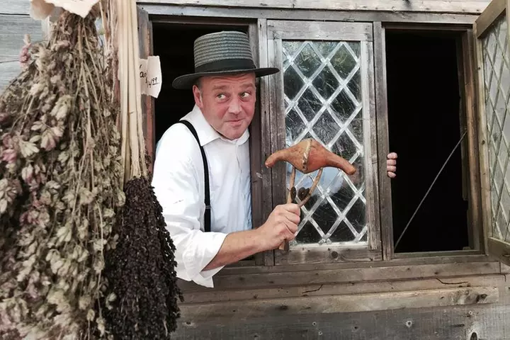 2.5-Hour Salem History & Sightseeing Guided Walking Tour - Primary Image