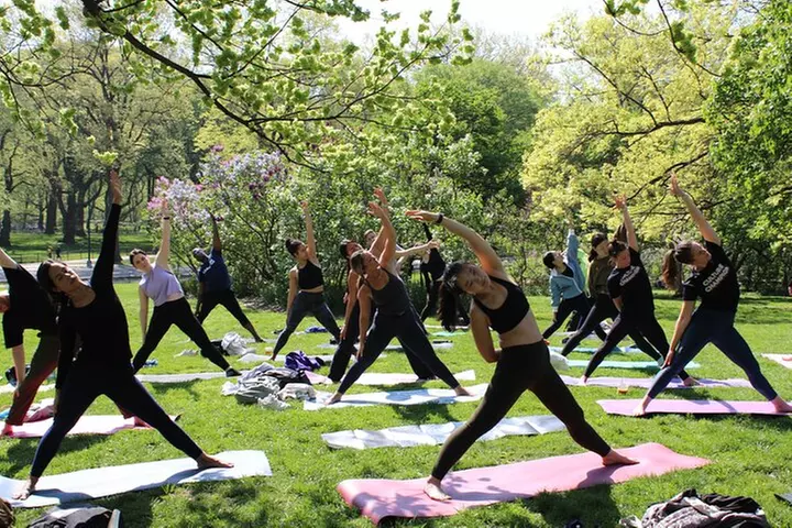 Central Park Yoga Class with a View in the Heart of New York City