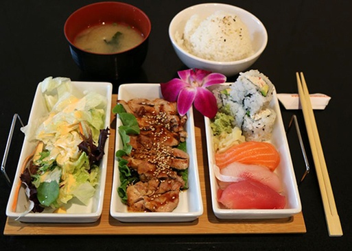 5% Cash Back at Sakura Bistro