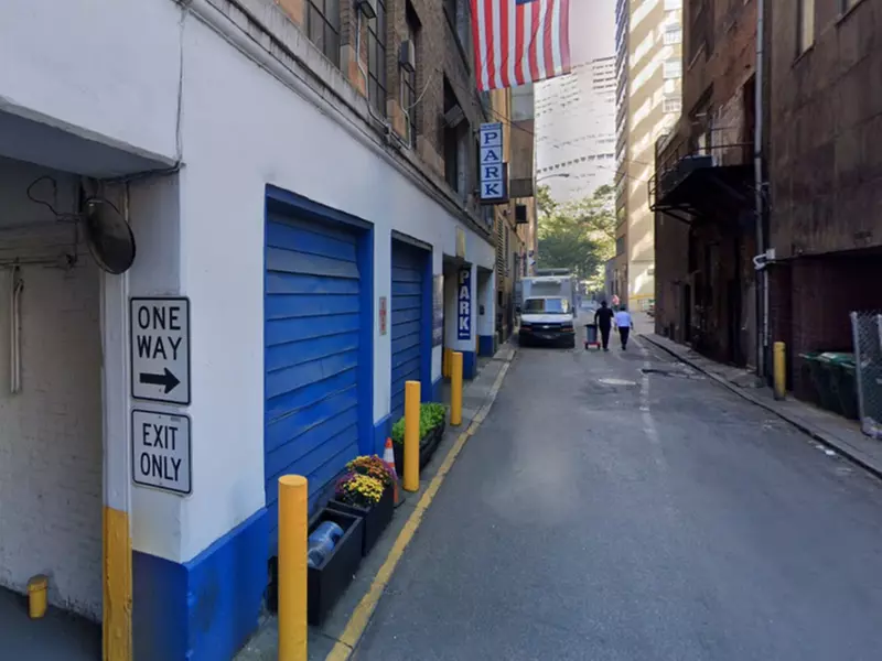 Parking at Penn Warwick Garage - Second Medium