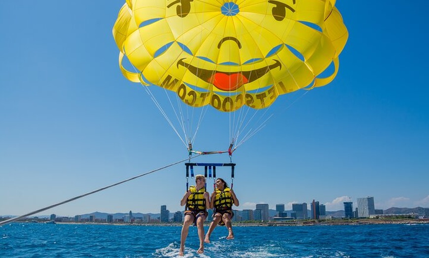 Image 5: Parasailing Experiencia privada en Barcelon