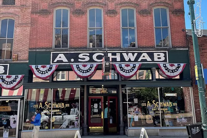 Memphis Discovery Tour with Riverboat Cruise on Mississippi River