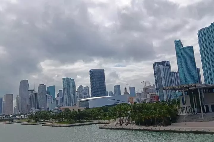 COMBO Miami City & Boat Tours ,Stops at Wynwood and Little Havana