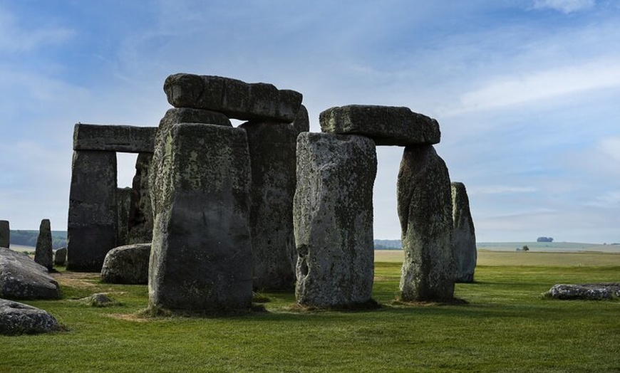 Image 3: Small-Group Day Trip to Stonehenge, Bath and Windsor from London