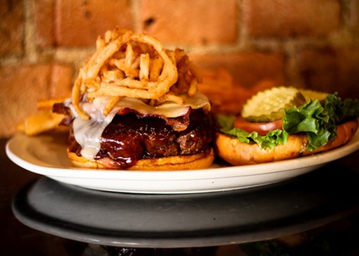 5% Cash Back at J Peter's Grill & Bar