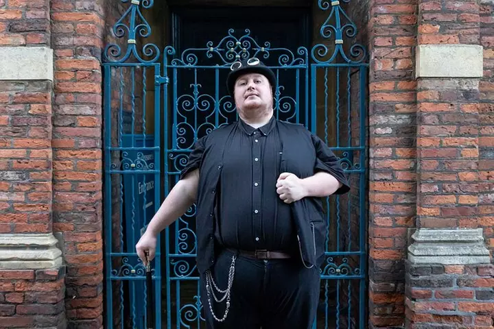 Shadows of York: Ghost Walk and Horrible History.