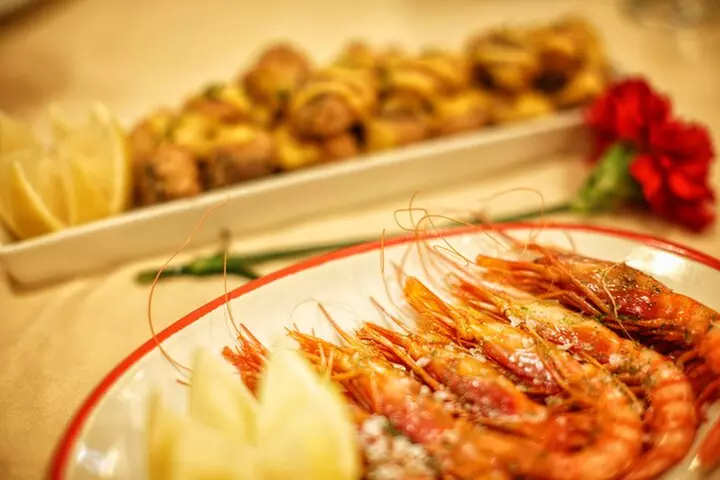 Noche Flamenca en Tablao de Carmen con Menú Degustación o Cena